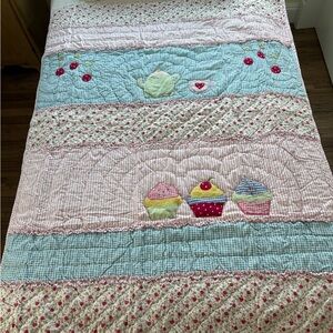 Baby quilt. Never used.
